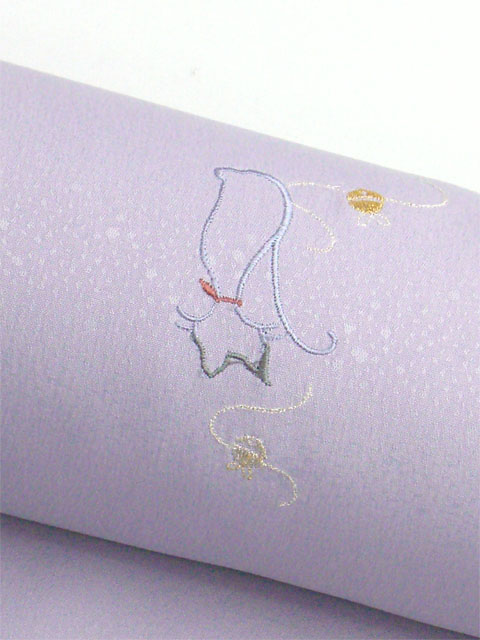 洗える着物 刺繍小紋 猫柄 薄藤紫色 光触媒消臭