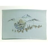 Japanese painting on silk fabric, daimyo's procession（DaimyoGyoretsu） ground color green