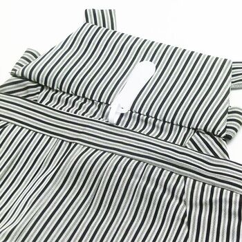 Washable Hakama, Striped Hakama, Men's Hakama, Trousers-style (Umanori) Style front of the trop