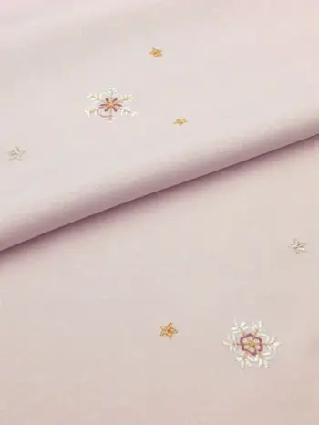 洗える着物 刺繍小紋 桜ピンク色 光触媒消臭 雪