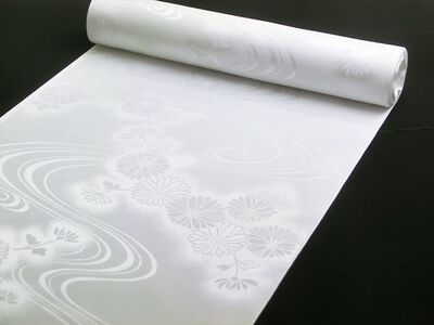 Washable jyuban(kimono underwear)chrysanthemum and  Water flow desin white