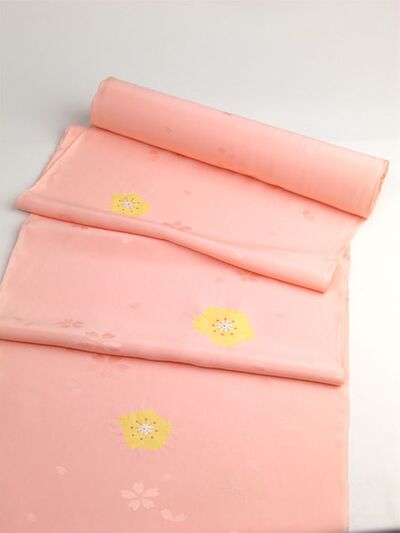 Pure silk jyuban(kimono underwear) skirt squeezed in cherry blossom blizzard light orange pink / aperture