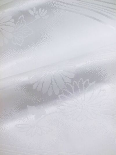 洗える長襦袢 白 綸子 菊と流水柄 反物