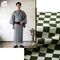 Washable men's kimono, Habutae (Teijin Sil Pearl), checkered pattern, gray × charcoal black