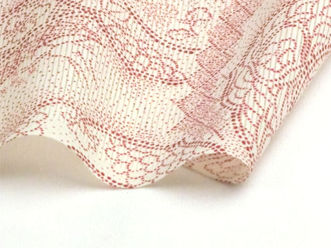 洗える着物 小紋 夏物駒絽 白地にピンク皿