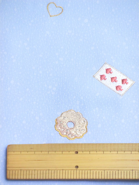 洗える着物 刺繍小紋 トランプゲーム 空色