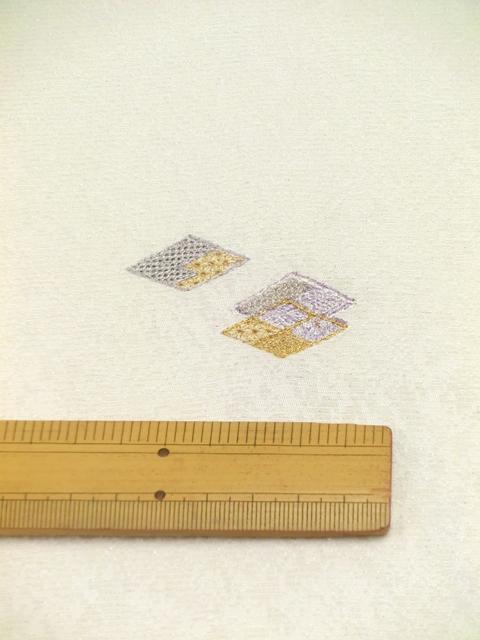 刺繍小紋用日本刺繍 扇と菱 白地 4 opsisyu-ougihisi-wh-10-4